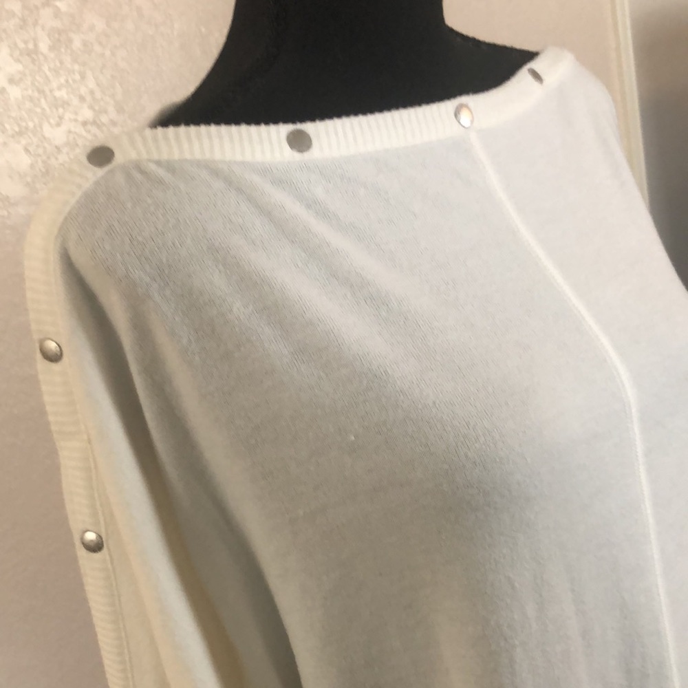 NWT Vince Camuto Button Shoulder Sweater Top. SzS - Picture 7 of 11